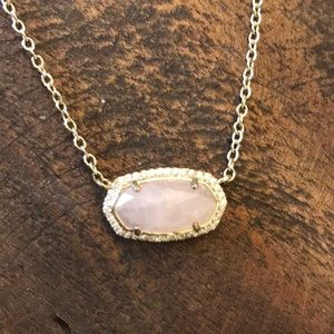 Kendra Scott necklace